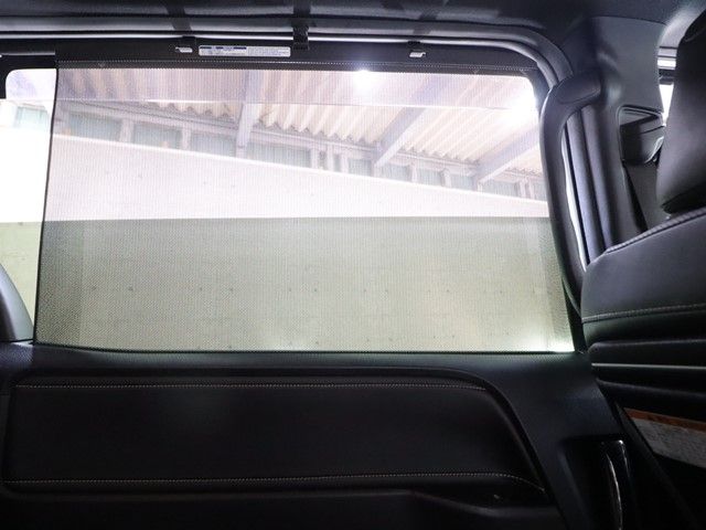 TOYOTA ESQUIRE 2017 Image 31