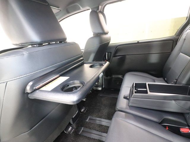 TOYOTA ESQUIRE 2017 Image 31