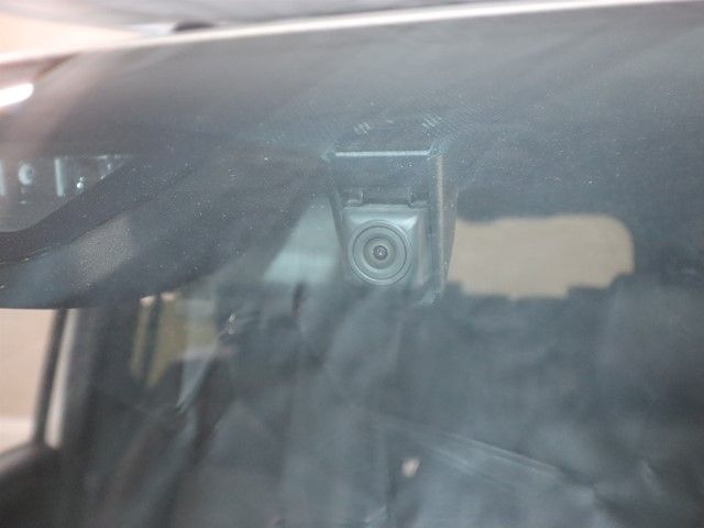 TOYOTA ESQUIRE 2017 Image 31