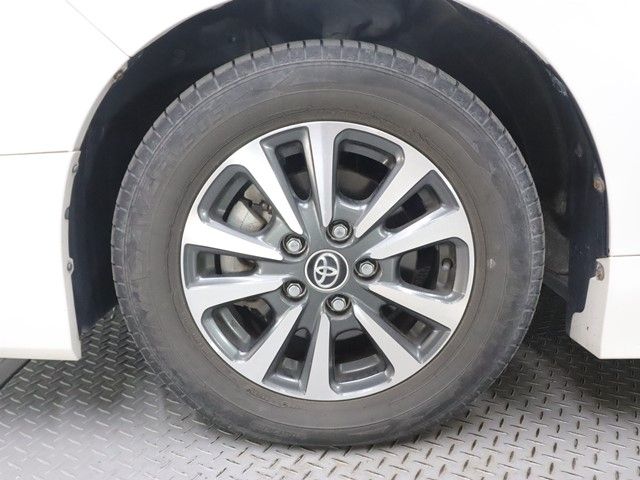 TOYOTA ESQUIRE 2017 Image 31