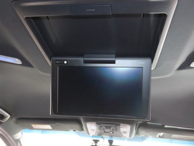 TOYOTA VELLFIRE 2017 Image 31