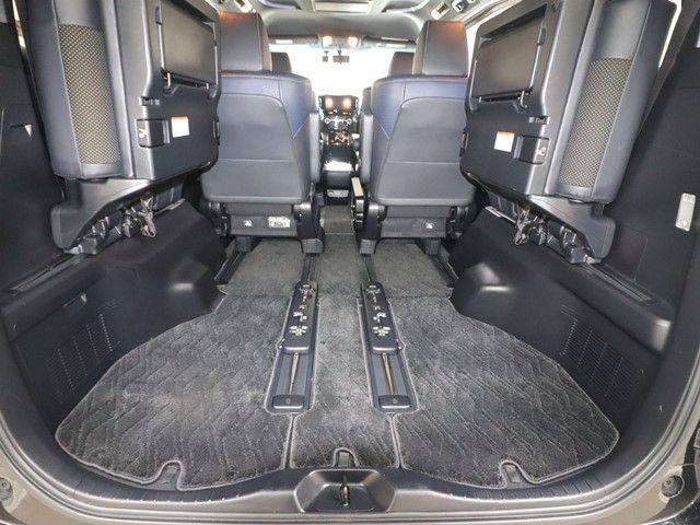 TOYOTA VELLFIRE 2017 Image 31