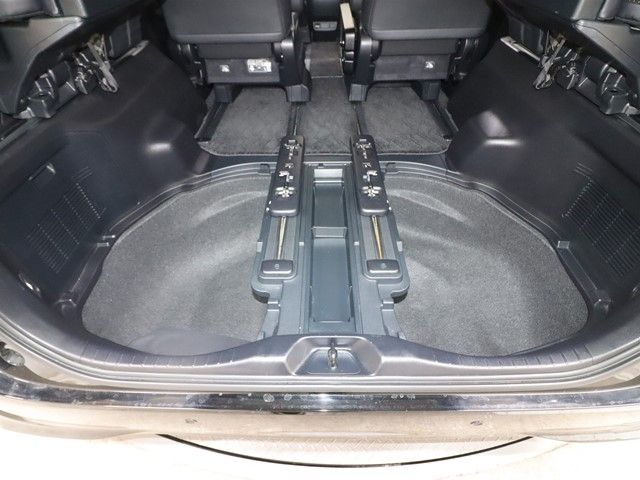 TOYOTA VELLFIRE 2017 Image 31