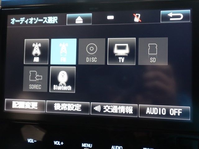 TOYOTA VELLFIRE 2017 Image 31