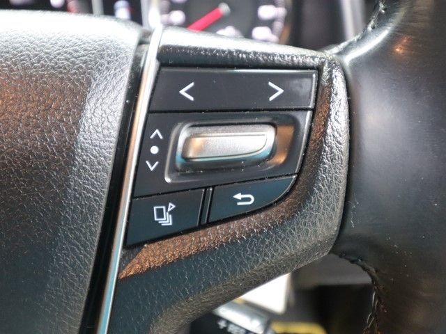 TOYOTA VELLFIRE 2017 Image 31