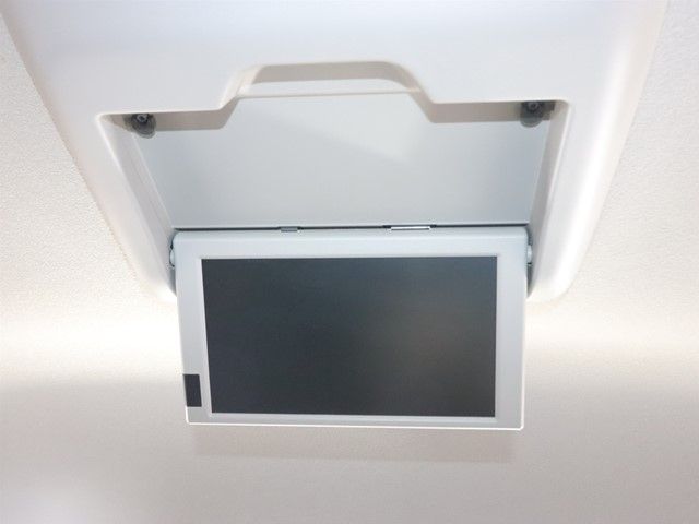 HONDA STEPWAGON SPADA 2015 Image 31