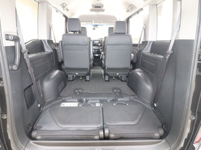 HONDA STEPWAGON SPADA 2015 Image 31