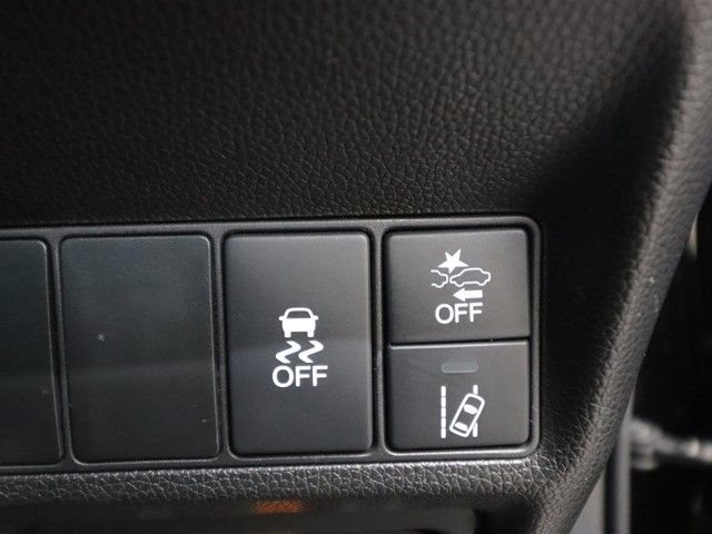 HONDA STEPWAGON SPADA 2015 Image 31