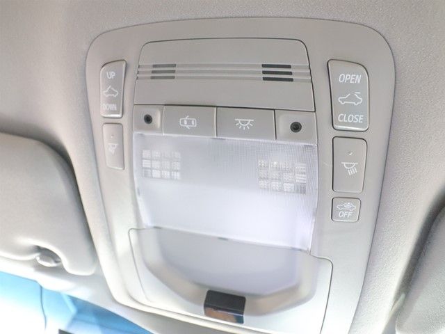 TOYOTA CROWN SEDAN 2013 Image 31