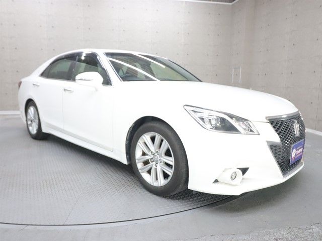 TOYOTA CROWN SEDAN 2013 Image 31