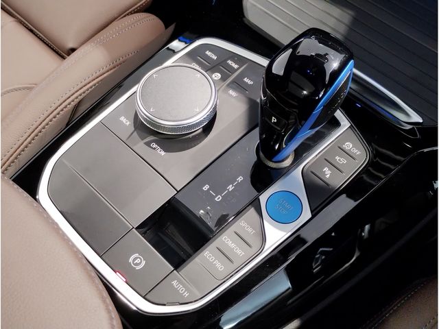 BMW IX3 2022 Image 31