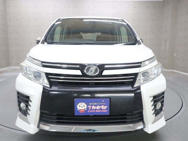TOYOTA VOXY 2015 Image 31