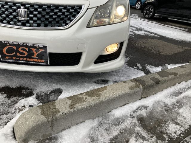 TOYOTA CROWN SEDAN 2009 Image 31