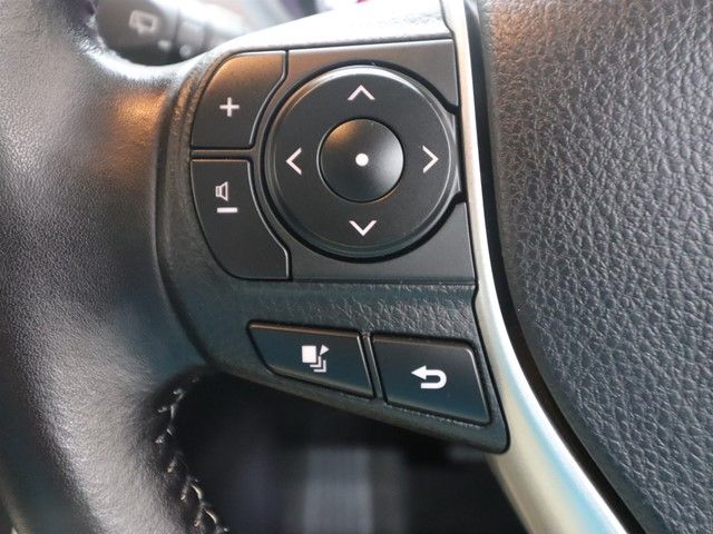 TOYOTA VOXY 2015 Image 31