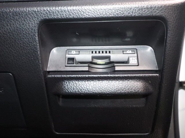 TOYOTA VOXY 2020 Image 31