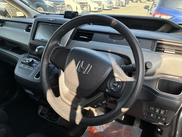 HONDA FREED PLUS 2016 Image 31