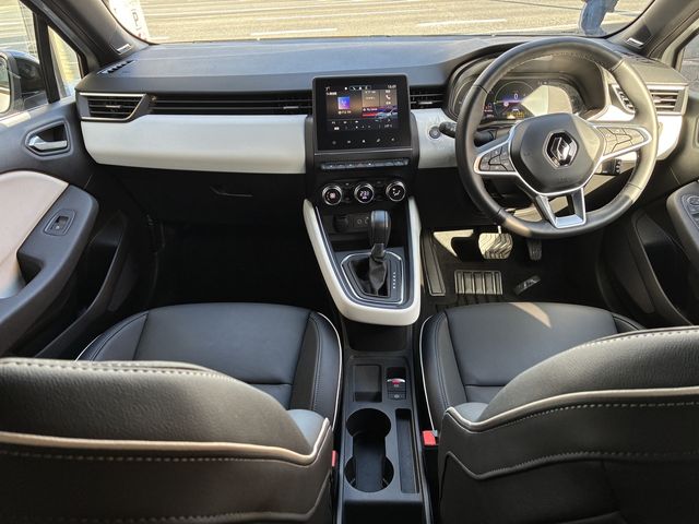 RENAULT LUTECIA 2025 Image 31