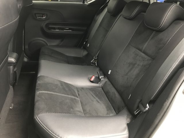 TOYOTA AQUA 2015 Image 31