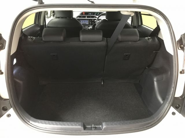 TOYOTA AQUA 2015 Image 31