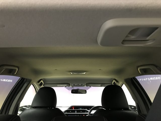 TOYOTA AQUA 2015 Image 31