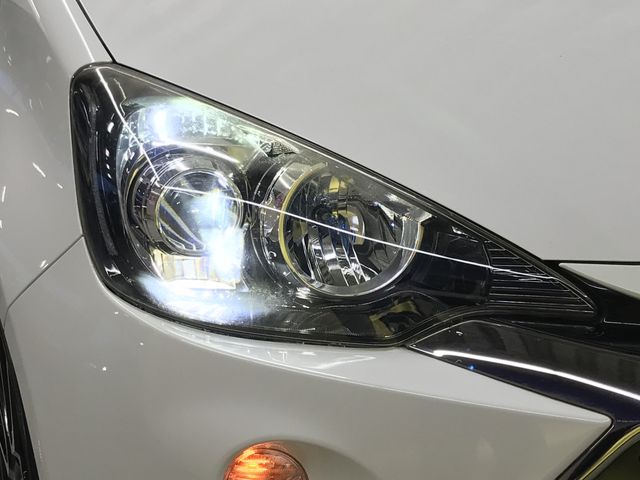 TOYOTA AQUA 2015 Image 31