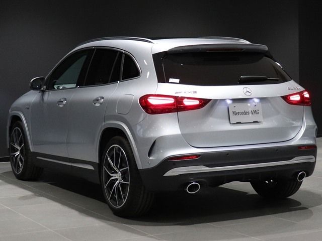 MERCEDES BENZ MERCEDES AMG GLA CLA 2025 Image 31