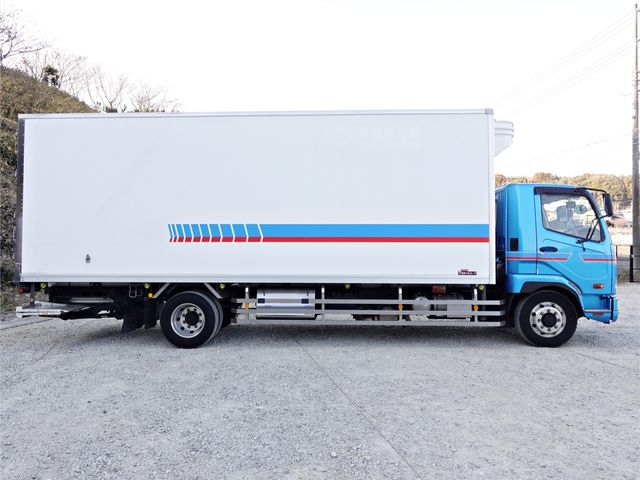 MITSUBISHI FUSOU FIGHTER 2012 Image 31