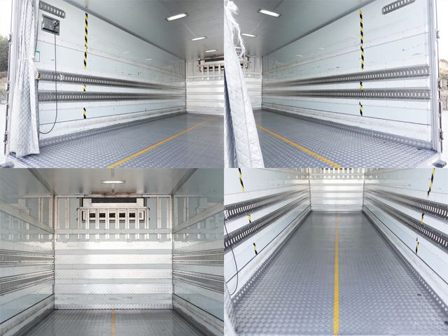 MITSUBISHI FUSOU FIGHTER 2012 Image 31