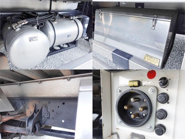 MITSUBISHI FUSOU FIGHTER 2012 Image 31