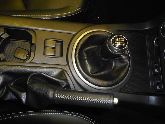 MAZDA ROADSTER 2012 Image 31