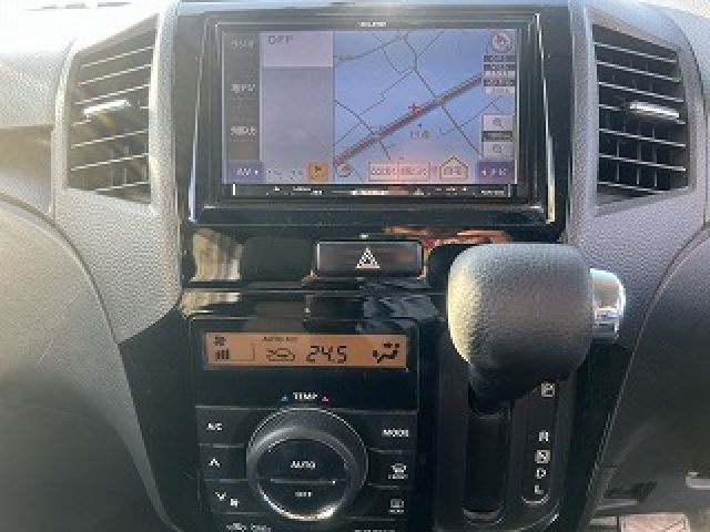 NISSAN ROOX 2013 Image 31