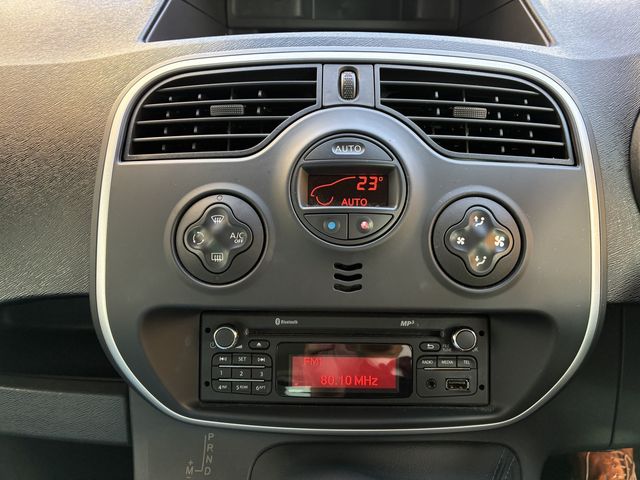 RENAULT KANGOO 2021 Image 31