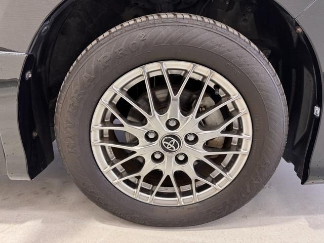 TOYOTA VOXY HYBRID 2018 Image 31