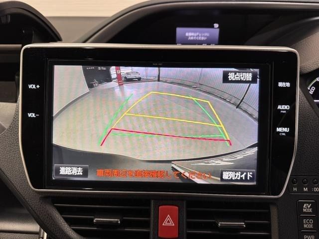 TOYOTA VOXY HYBRID 2018 Image 31