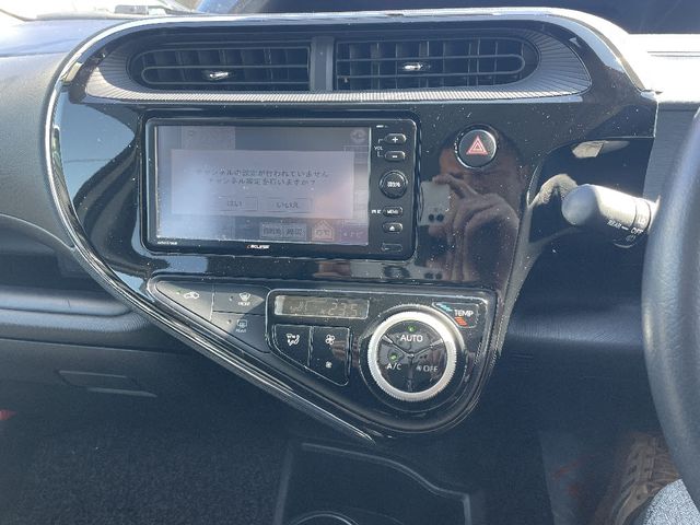 TOYOTA AQUA 2017 Image 31