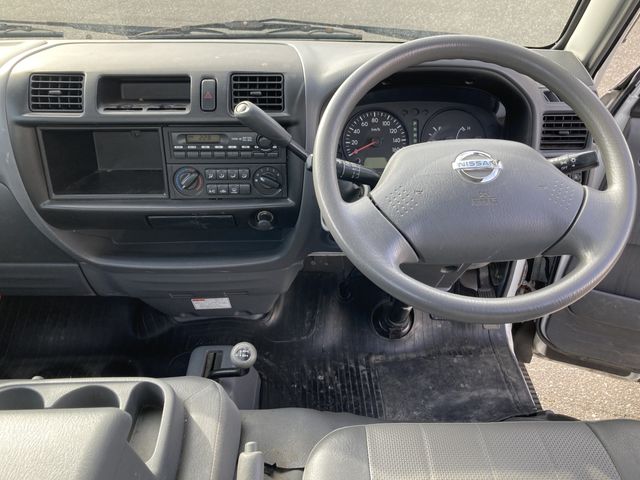 NISSAN VANETTE TRUCK 4WD 2015 Image 31