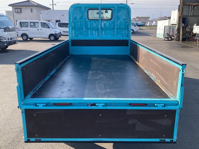 TOYOTA DYNA 2020 Image 31