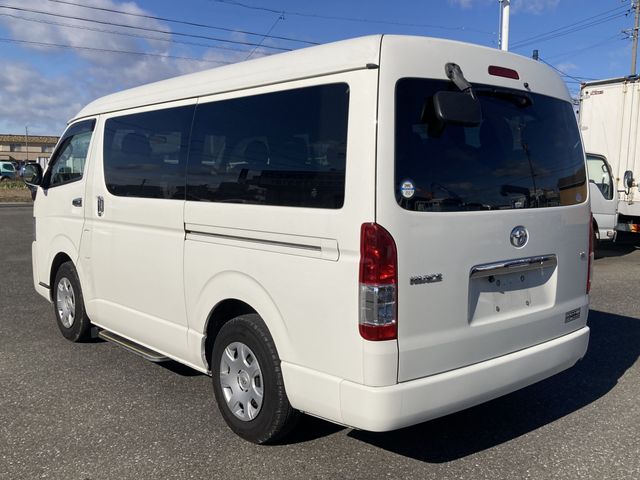 TOYOTA HIACE WAGON 2016 Image 31