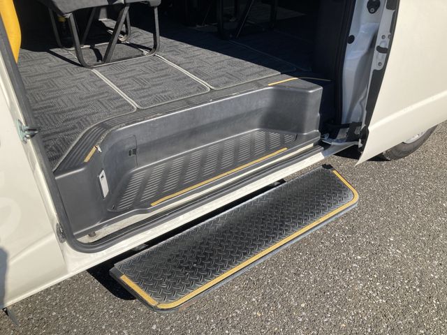 TOYOTA HIACE WAGON 2016 Image 31