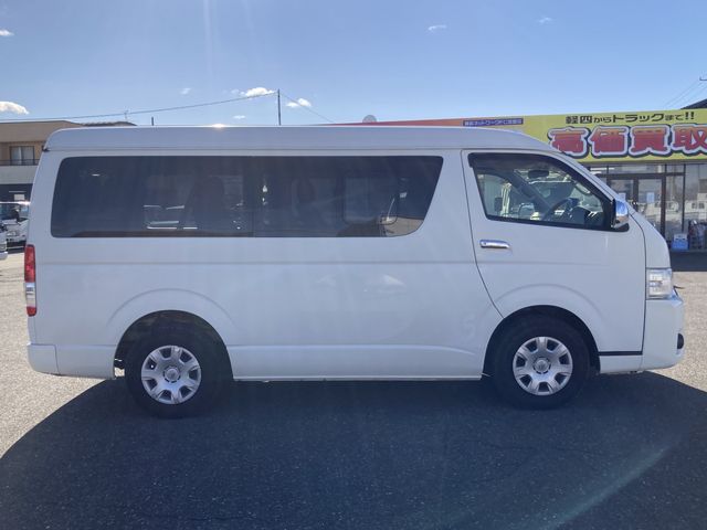 TOYOTA HIACE WAGON 2016 Image 31