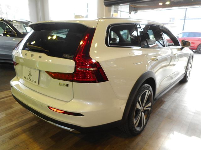 VOLVO V60 CROSS COUN 2025 Image 31