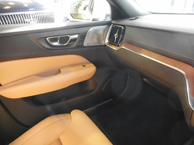 VOLVO V60 CROSS COUN 2025 Image 31