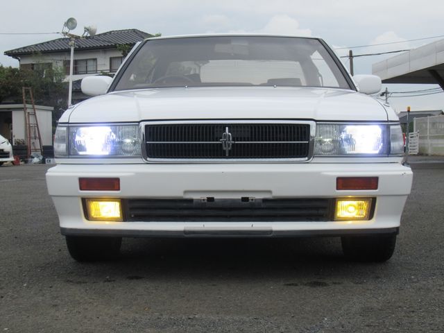 NISSAN CEDRIC HARDTOP 1988 Image 31
