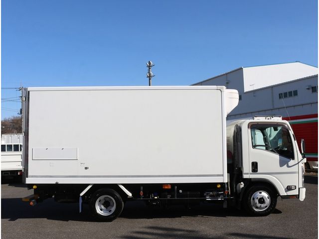 ISUZU ELF 2019 Image 31