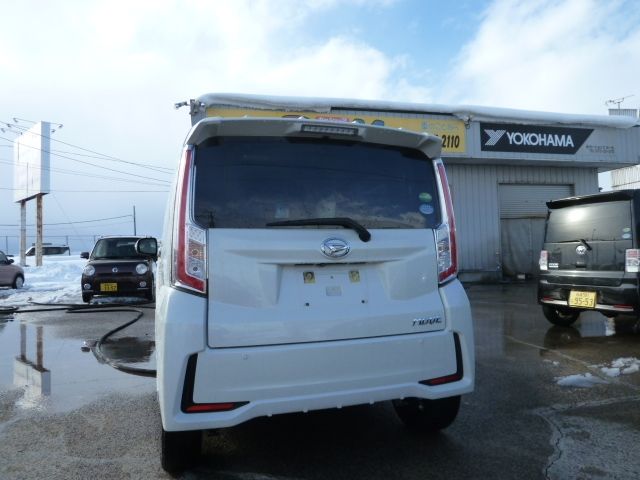 DAIHATSU MOVE CUSTOM 4WD 2014 Image 31