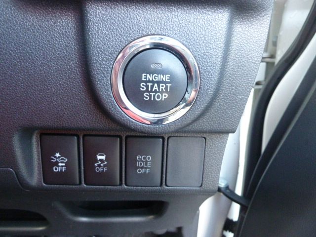 DAIHATSU MOVE CUSTOM 4WD 2014 Image 31