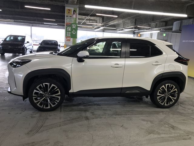 TOYOTA YARIS CROSS HYBRID 2022 Image 31