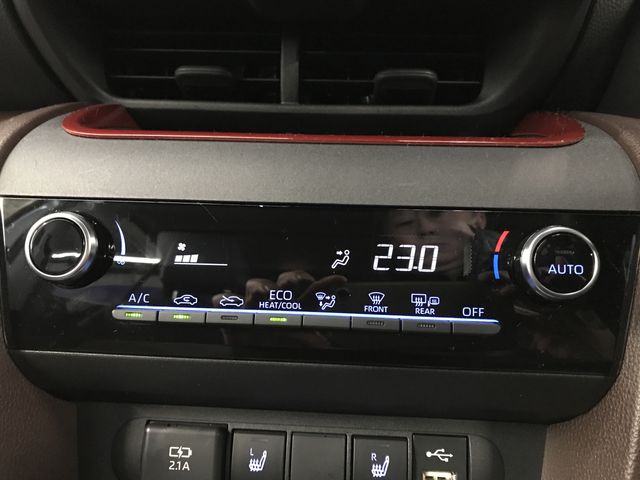 TOYOTA YARIS CROSS HYBRID 2022 Image 31