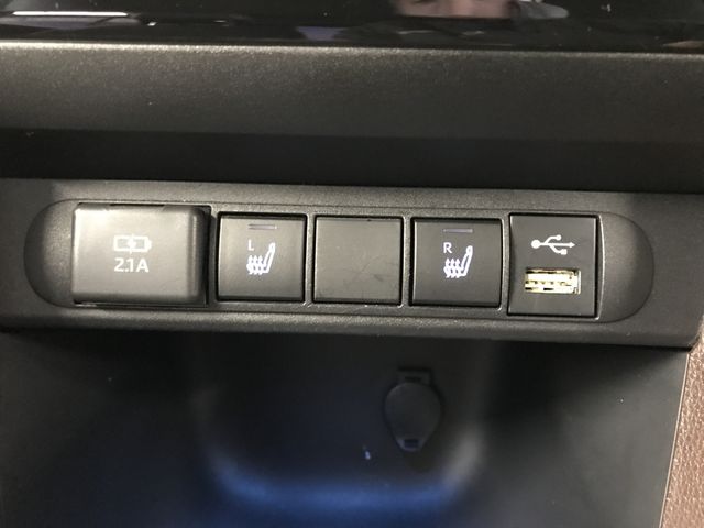 TOYOTA YARIS CROSS HYBRID 2022 Image 31