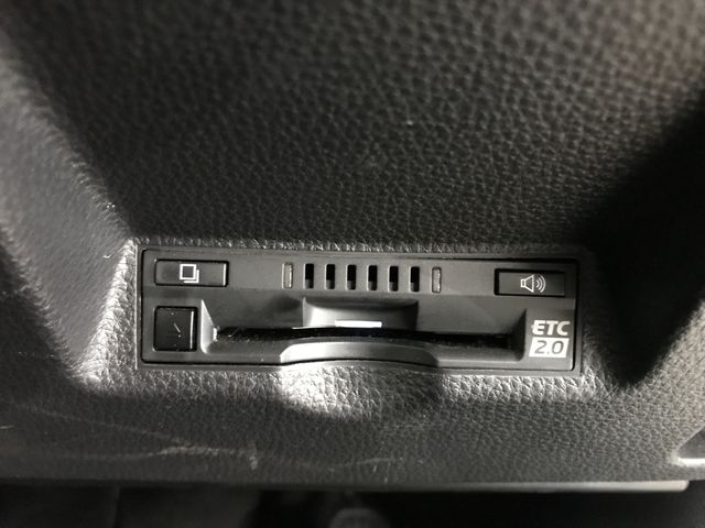 TOYOTA YARIS CROSS HYBRID 2022 Image 31